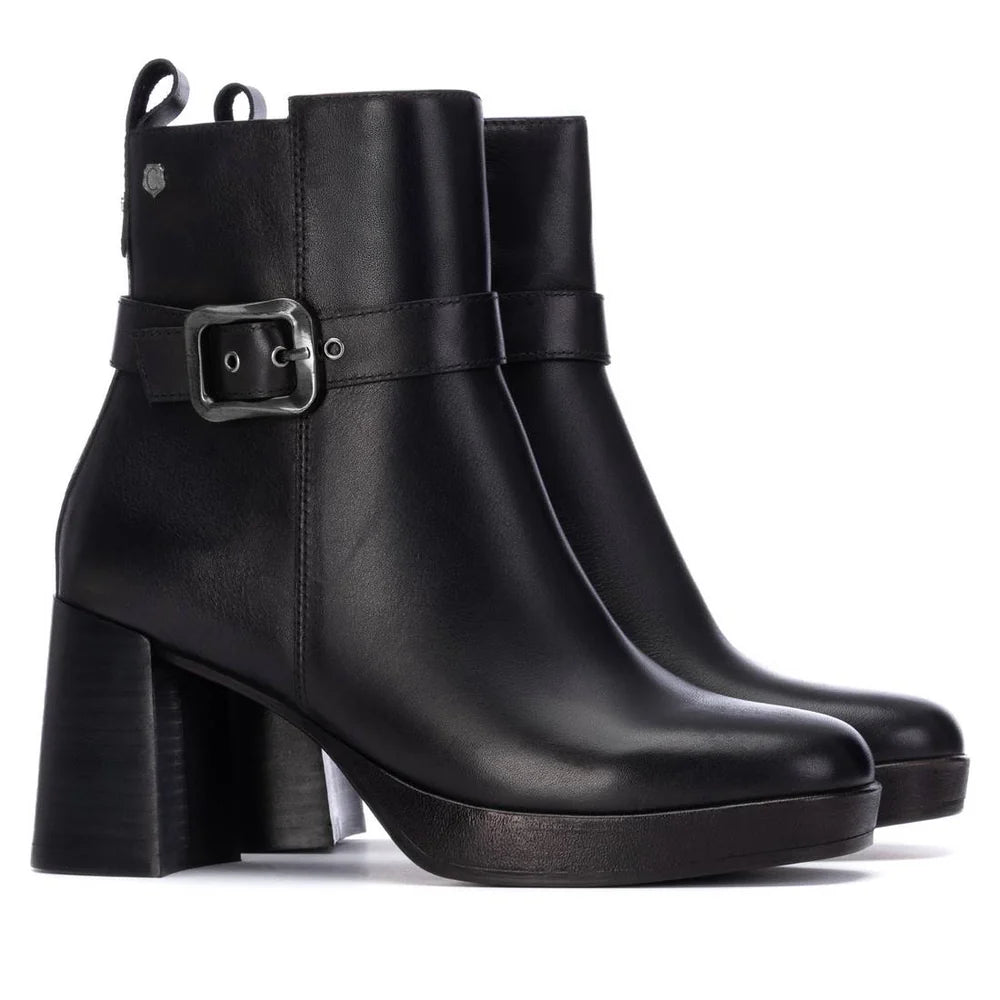 Bota Feminina Carmela 162533 04