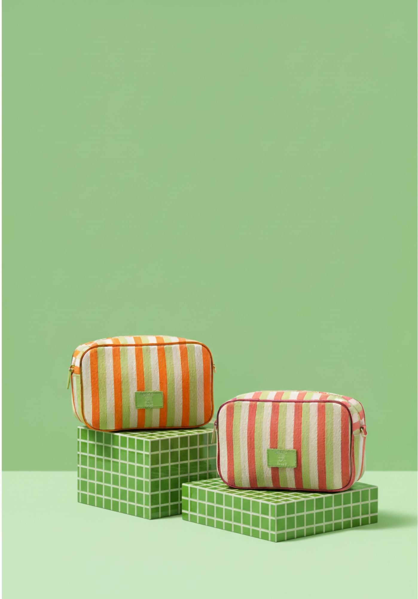 Bolsa Ombro Traçada Agatha Ruiz de la Prada Feminina Designer - Roma Pell