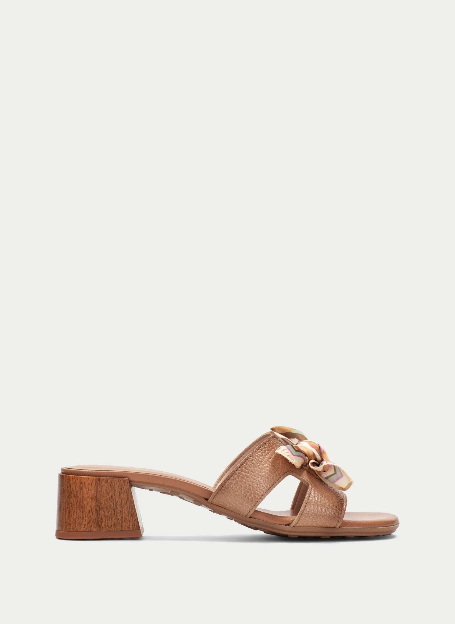 Chinela Feminina | Hispanitas | Pele Genuína | Tecnologia Triflow | Amarelo | Conforto Premium | Ref. HV264768 - Roma Pell