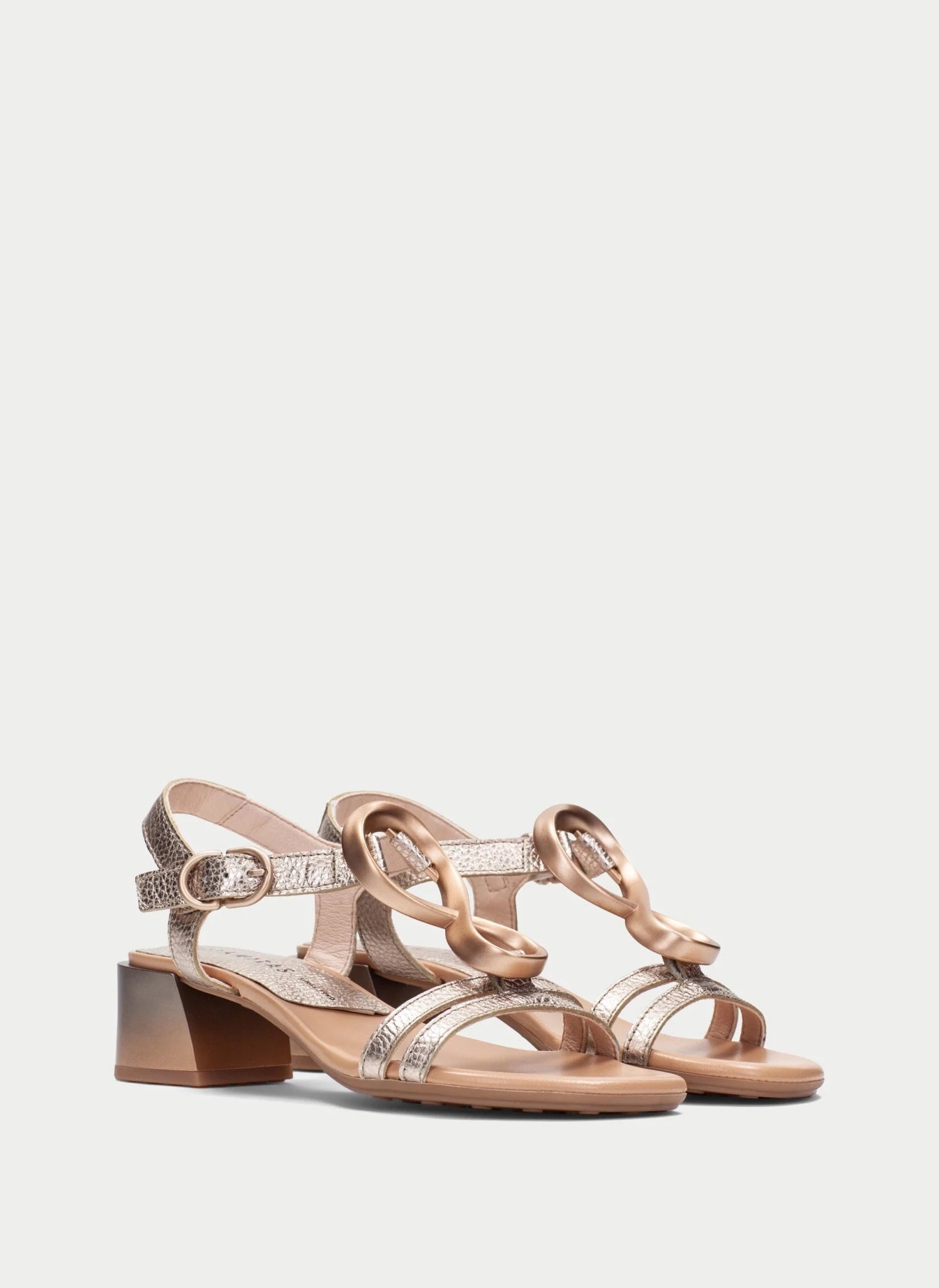 Sandália de Salto Médio Hispanitas Feminina | Tulipan Champagne | Pele com Efeito Metalizado | Ref. HV264836 - Roma Pell