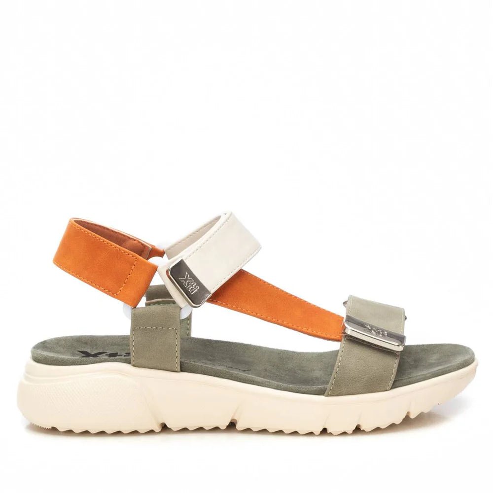 Sandália XTi 144112 Tiras com Velcro | Sola Antiderrapante - Roma Pell