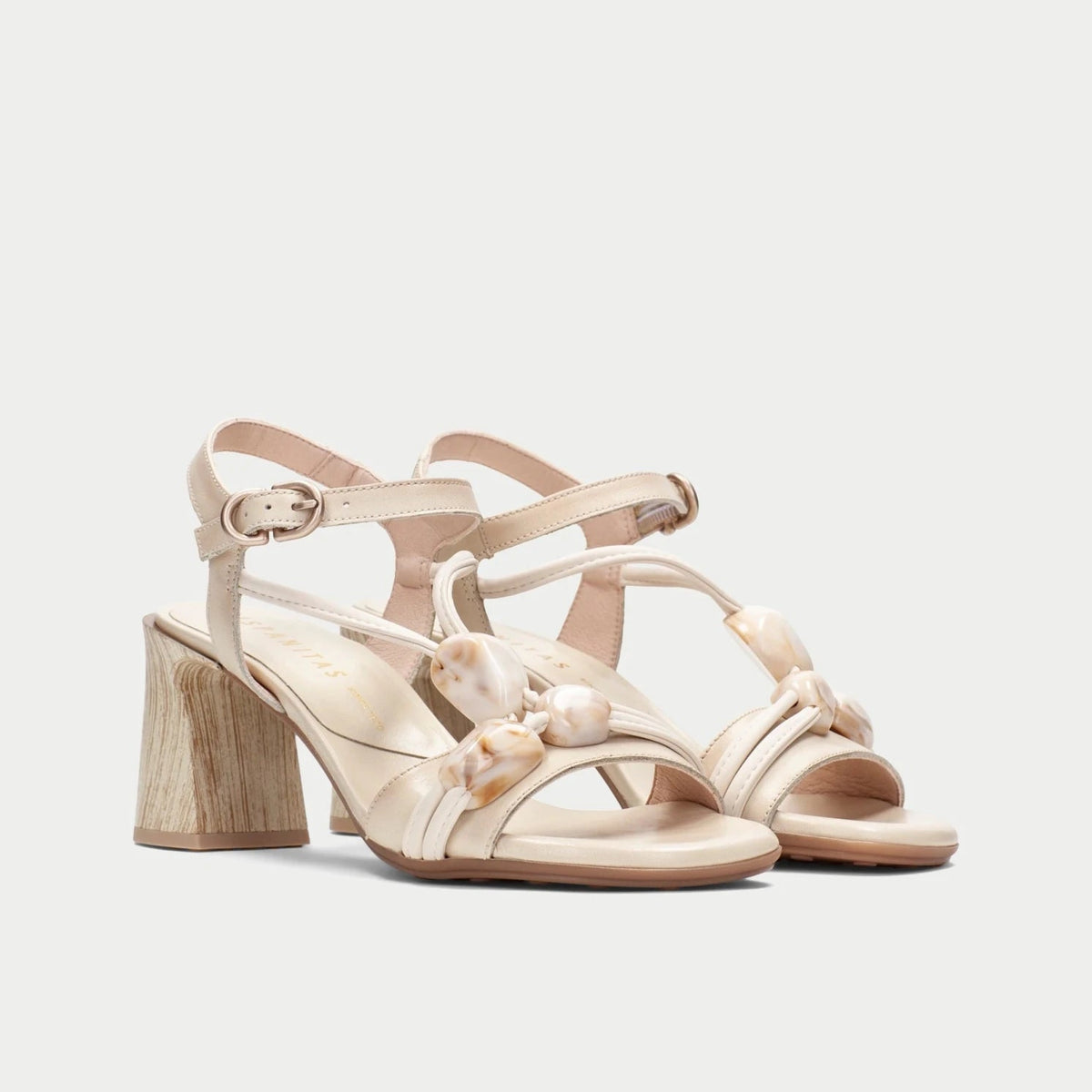 Sandália Hispanitas Creme — Salto Bloco e Pedras Artesanais - Roma Pell