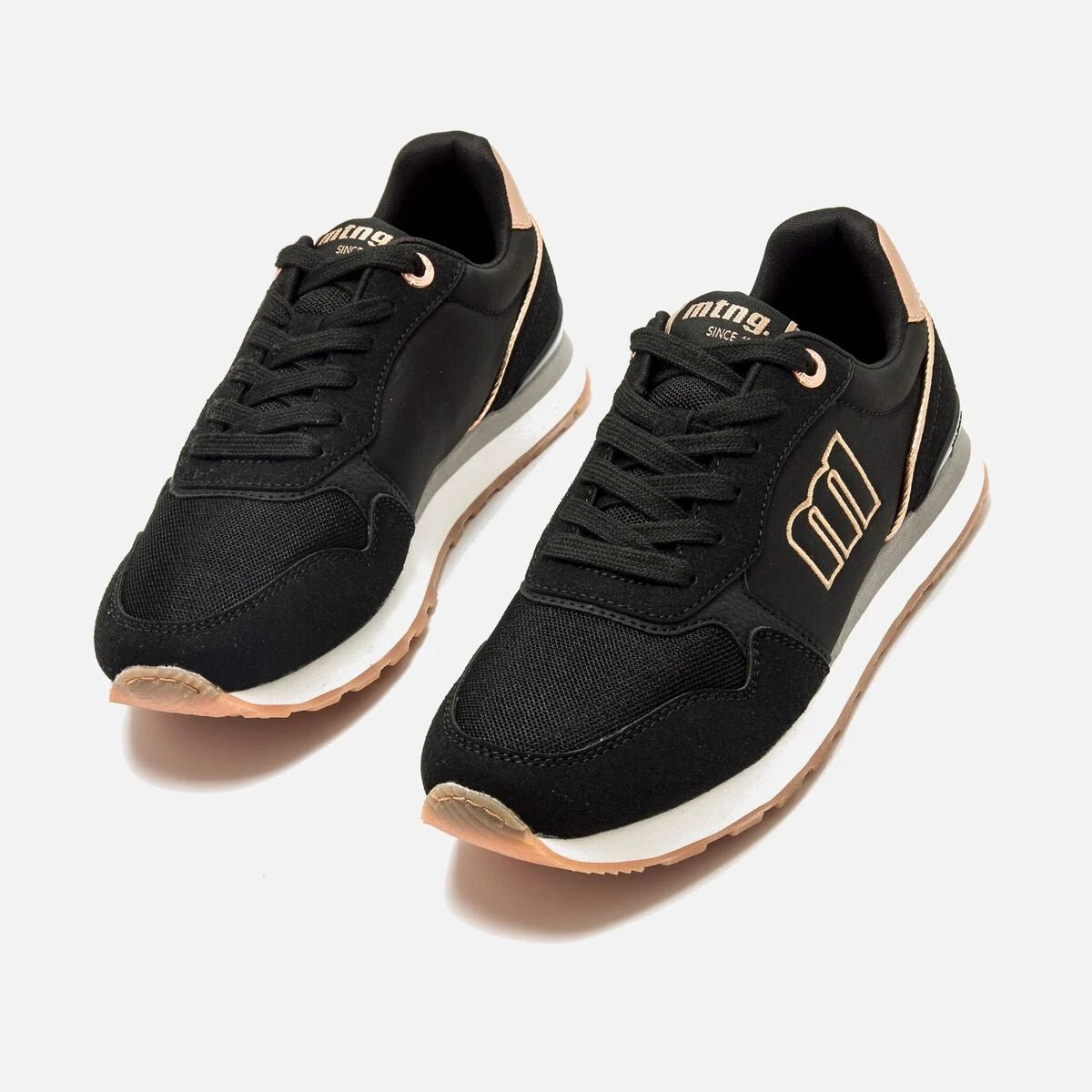 Ténis Mustang Joggo Classic Femininos | Preto e Dourado | Comfort Foam | Ref. 60909 - Roma Pell