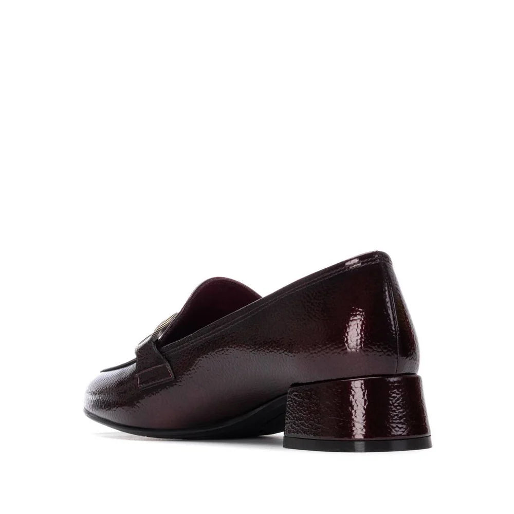 SAPATO FEMININO CARMELA 162539 01