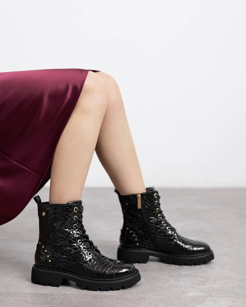 Bota Feminina Carmela 162665 03
