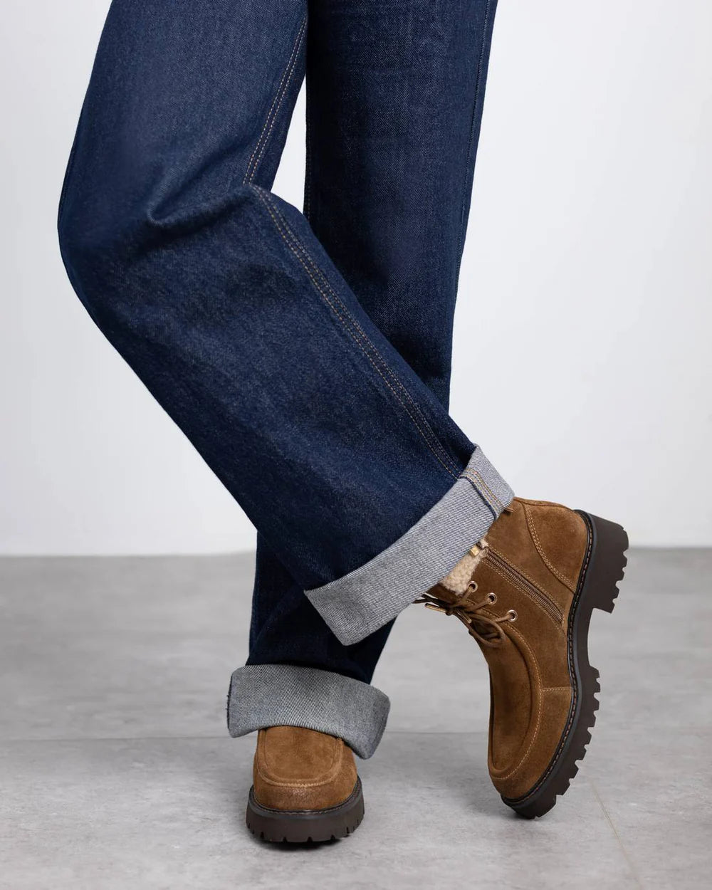 Bota Feminina Carmela 162717 02