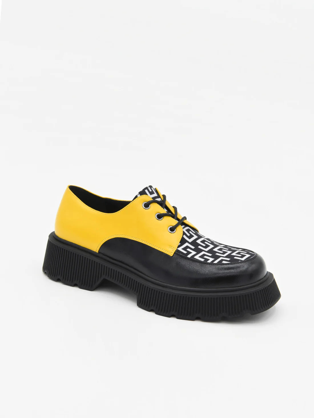 Sapato Oxford Azarey Geometric