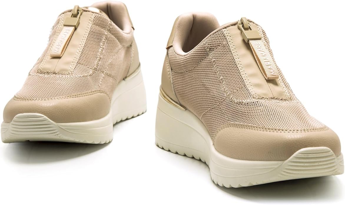 Sapatilhas Mariamare Salerno Femininas Bege e Ouro com Sola de Volume - vista de frente.
