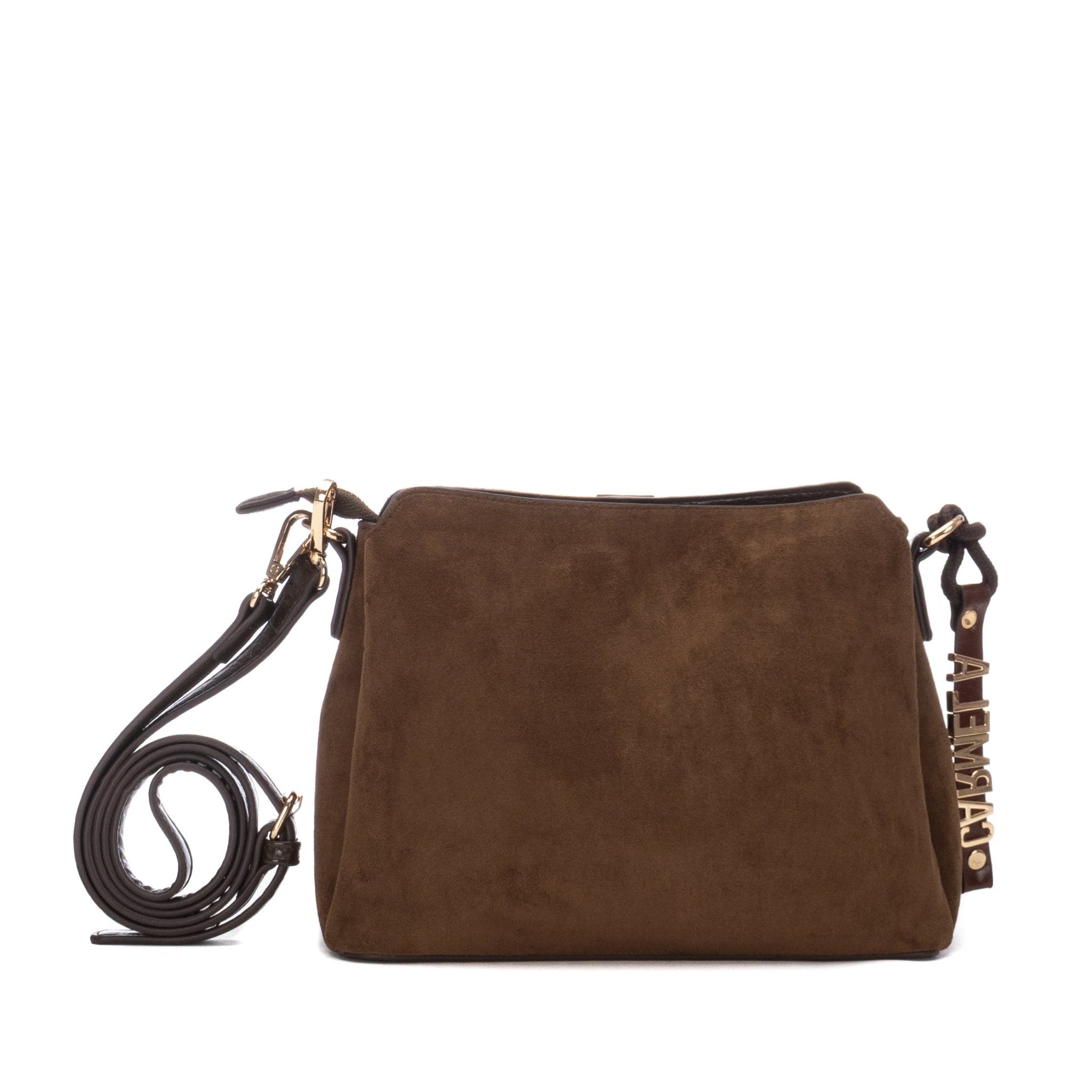 Bolsa Carmela camurça taupe, vista de trás, em camurça lisa cor azeitona, com as duas alças penduradas.
