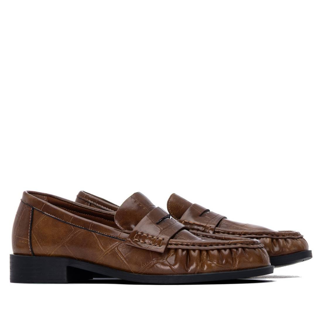 Par de mocassins Xti camel penny loafer com efeito pele brilhante