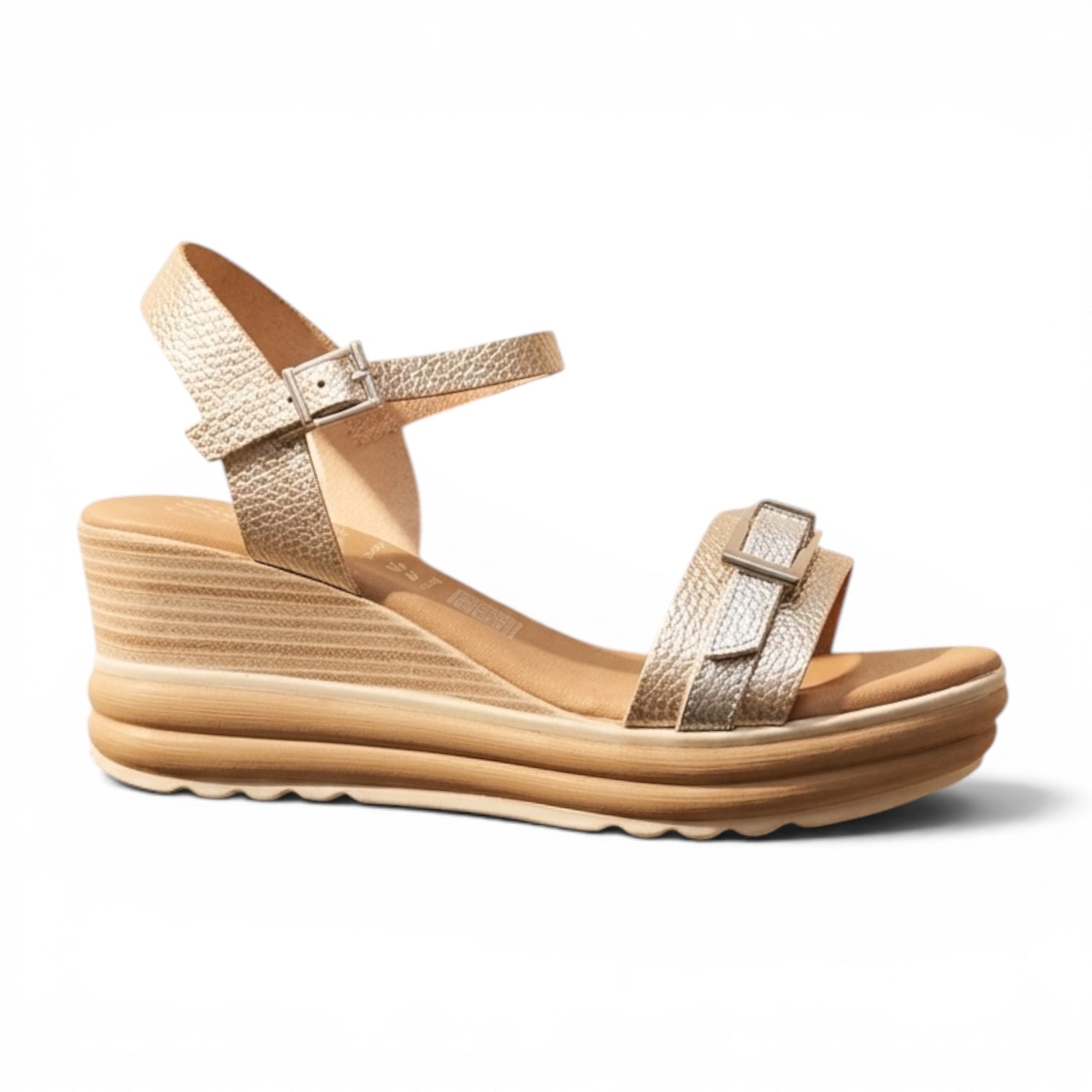 Sandália cunha Oh My Sandals 5993 em pele metalizada champagne gold — vista lateral | Roma Pell