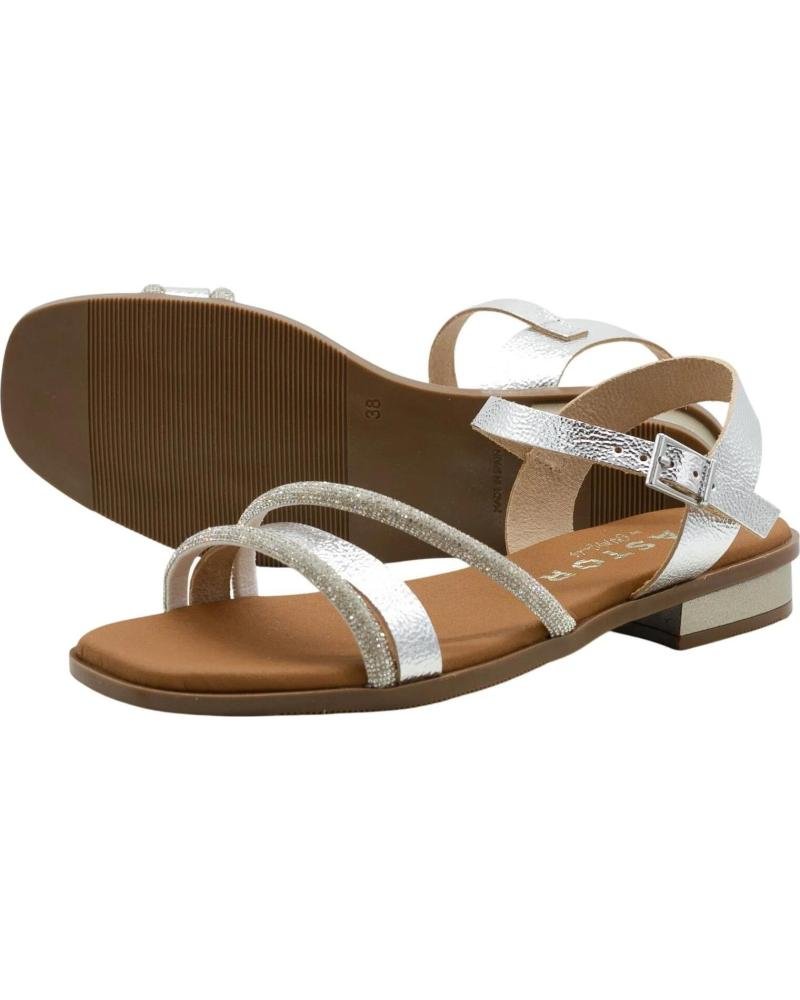 Sandálias Oh My Sandals 5871 prata — vista da sola antiderrapante e acabamento premium | Roma Pell